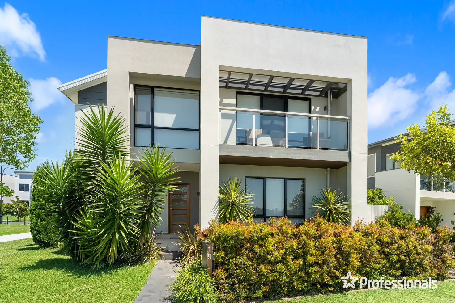 Main view of Homely house listing, 19 Bartholomew Circuit, Moorebank NSW 2170