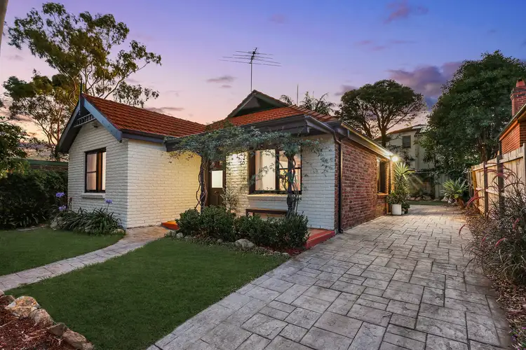 31a Garnet Lane, Dulwich Hill NSW 2203