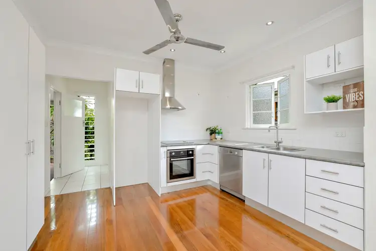 1-2/91 Woodward Street, Edge Hill QLD 4870