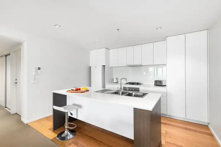 Third view of Homely apartment listing, 6/141 Yarra Street, Geelong VIC 3220