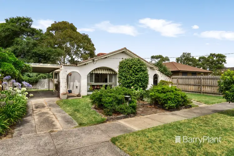 54 Gairloch Drive, Frankston VIC 3199