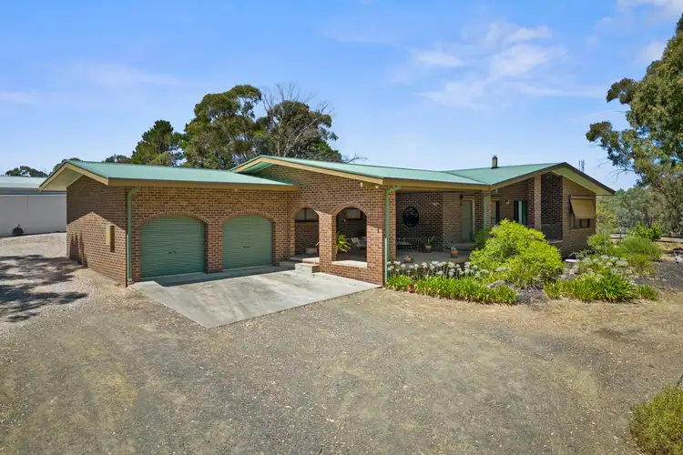 12 Hoctors Lane, Junortoun VIC 3551