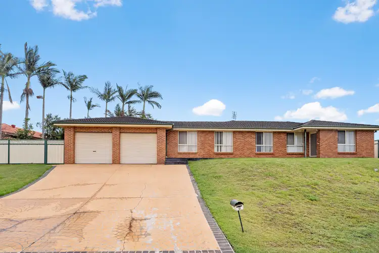 2 Woodlands Place, Raymond Terrace NSW 2324