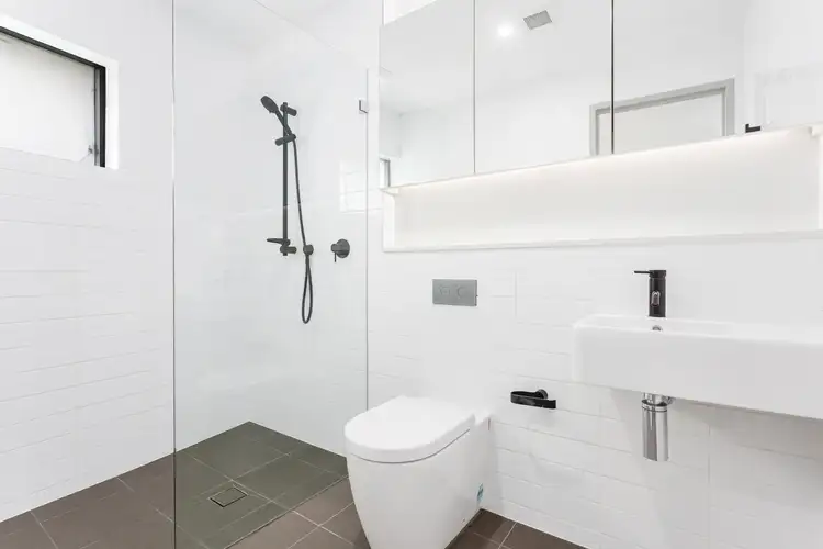 Fifth view of Homely apartment listing, 402/233-235 Botany Road, Waterloo NSW 2017