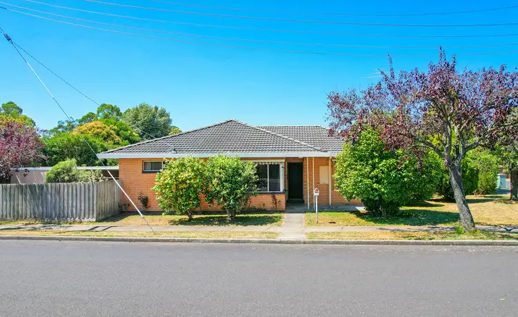 Second view of Homely house listing, 8 Banksia Street, Warragul VIC 3820