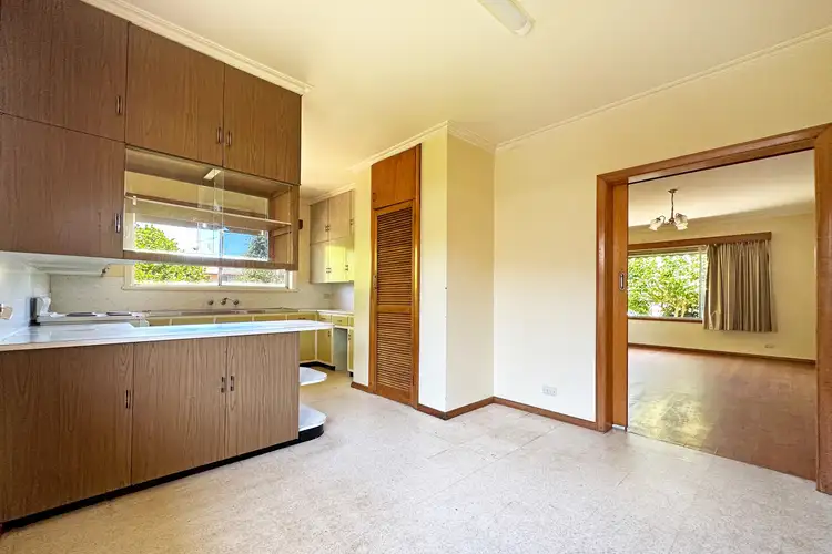 Fifth view of Homely house listing, 8 Banksia Street, Warragul VIC 3820