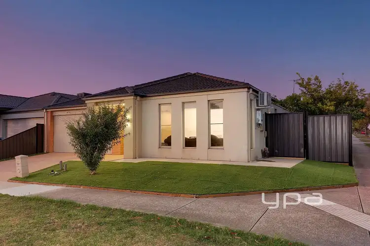 Second view of Homely house listing, 27 Whitebark Street, Wollert VIC 3750