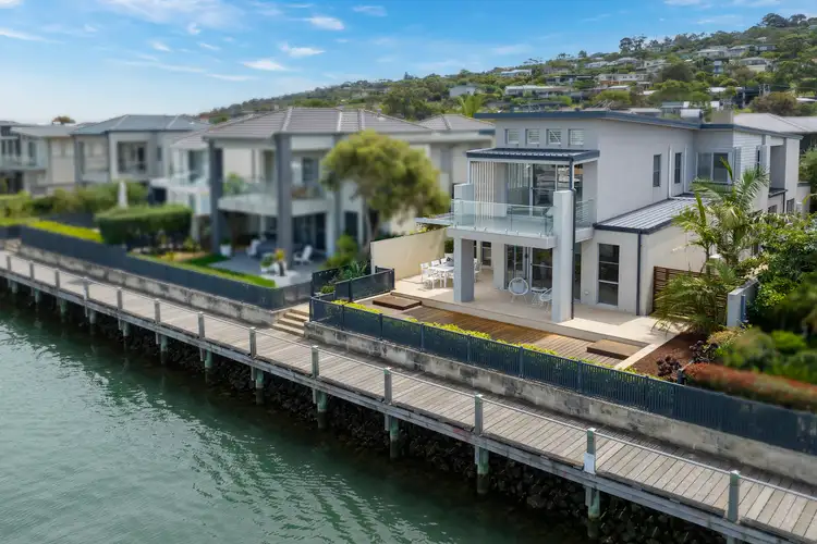 4 Admiralty Court, Safety Beach VIC 3936