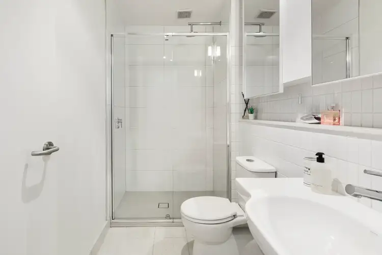 Sixth view of Homely apartment listing, G06/26-28 Broadway, Elwood VIC 3184