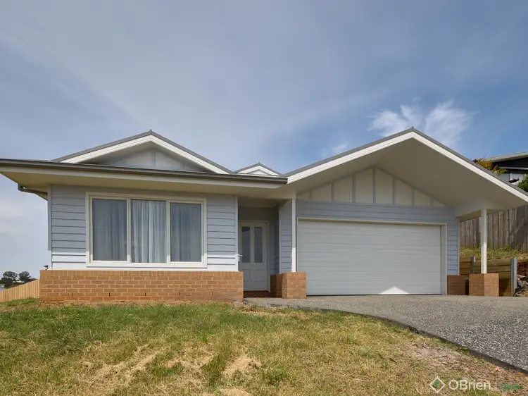38 Jackson Drive, Drouin VIC 3818