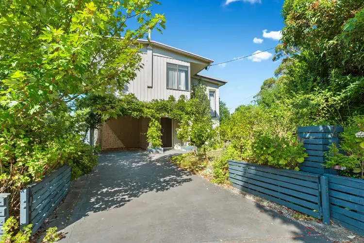 2 Redmond Court