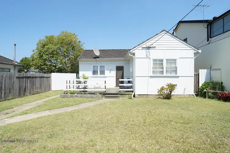 40 Earl Street, Canley Heights NSW 2166
