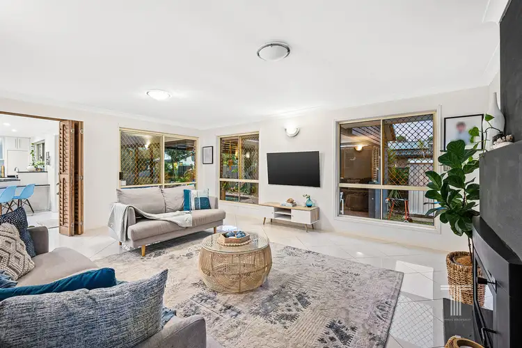 Second view of Homely house listing, 6 Myola Court, Carindale QLD 4152