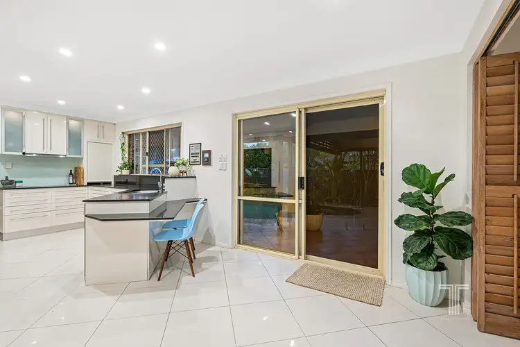 Third view of Homely house listing, 6 Myola Court, Carindale QLD 4152