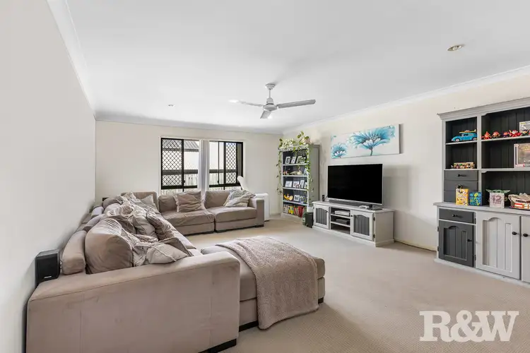 7 Olivine Court, Rothwell QLD 4022