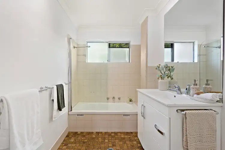 Sixth view of Homely unit listing, 7/10 Teramby Road, Hamilton NSW 2303
