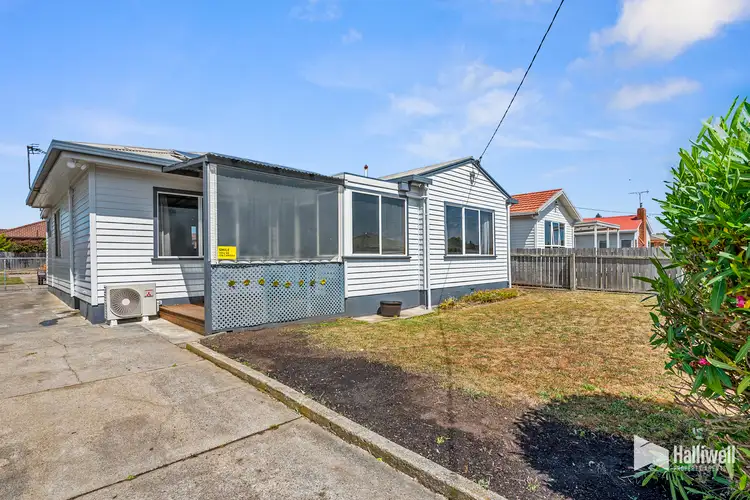 93 Parker Street, Devonport TAS 7310