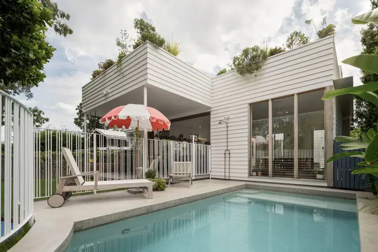 10 Glen Street, Coorparoo QLD 4151