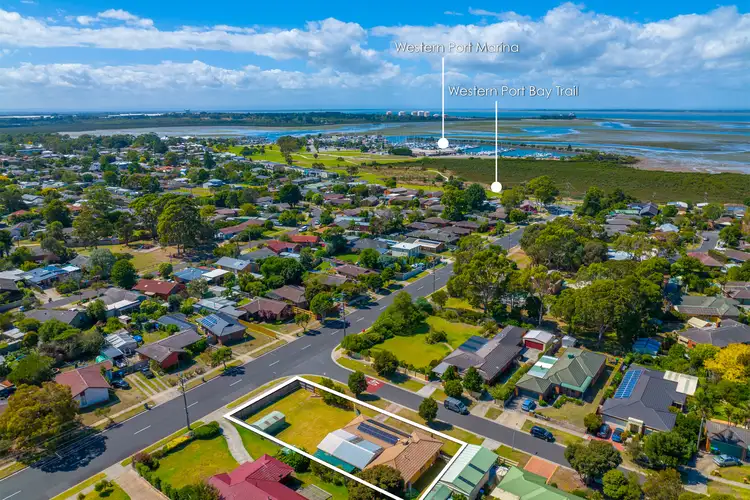 17 Reid Parade, Hastings VIC 3915