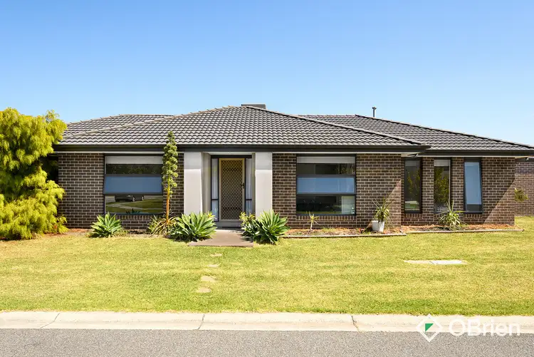 Second view of Homely house listing, 11 Dina Retreat, Carrum Downs VIC 3201