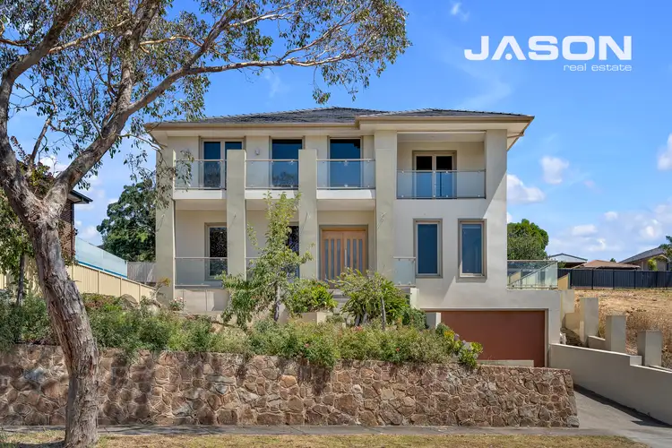 19 Linlithgow Way, Greenvale VIC 3059