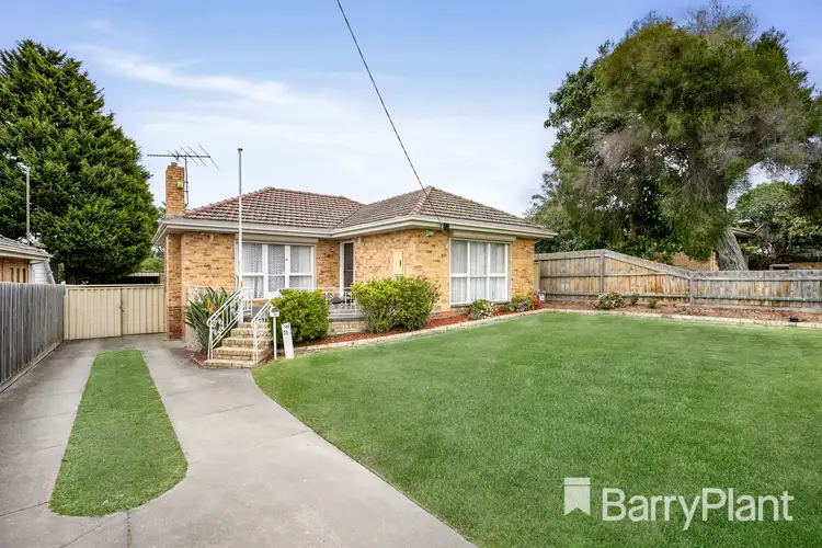 11 Lambourn Road