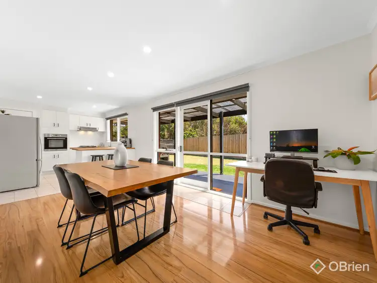 Sixth view of Homely house listing, 19 Filomena Court, Cranbourne North VIC 3977