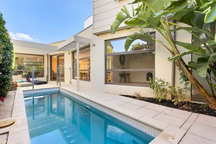 Main view of Homely house listing, 1/15 Edinburgh Avenue, Caulfield VIC 3162