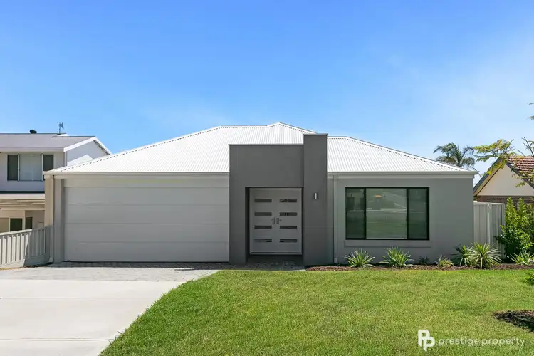 16A Taunton Way, Karrinyup WA 6018