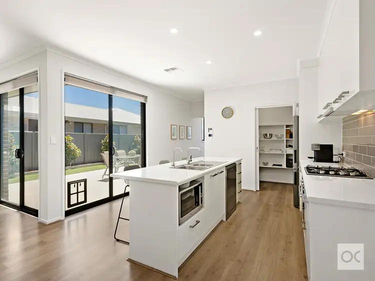 8 Celeste Lane, Moana SA 5169