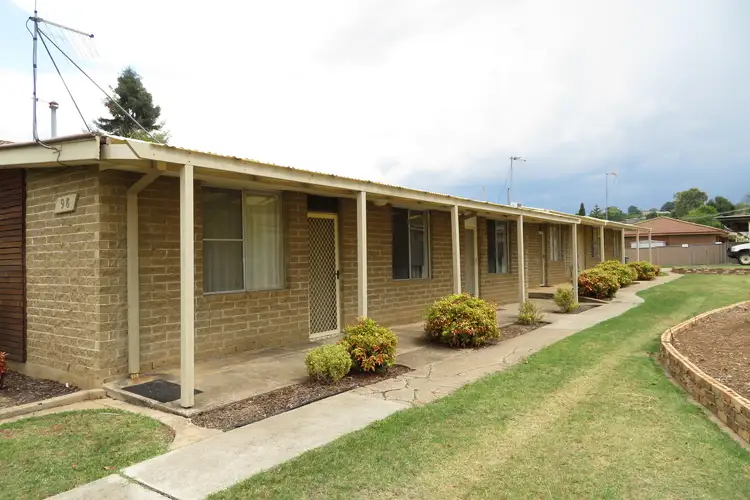 2/98 Lambert Street, Bathurst NSW 2795