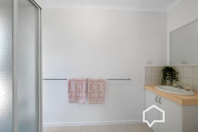 Sixth view of Homely unit listing, 2/10 Landale Drive, Strathdale VIC 3550