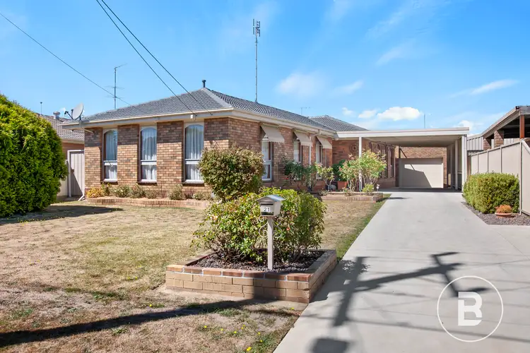 Main view of Homely house listing, 21 Yvonne Street, Wendouree VIC 3355