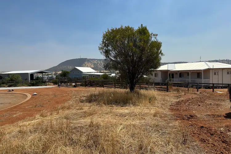 21 Camfield Road, York WA 6302