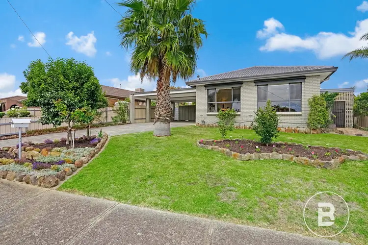 11 Ellerker Avenue, Ararat VIC 3377
