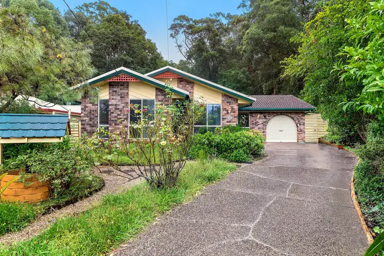 30 Roselands Avenue, Wyoming NSW 2250
