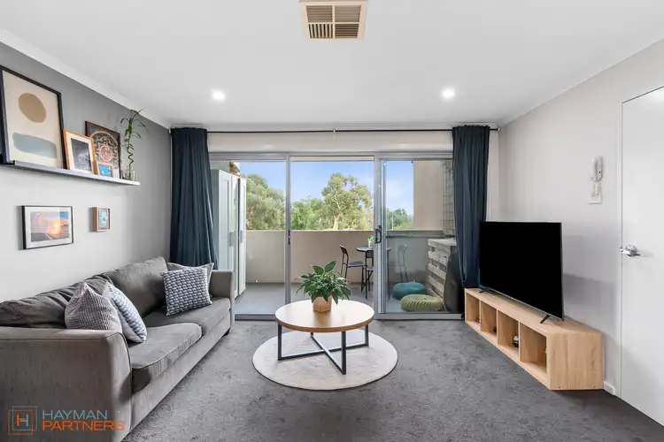15/93 Burrinjuck Crescent
