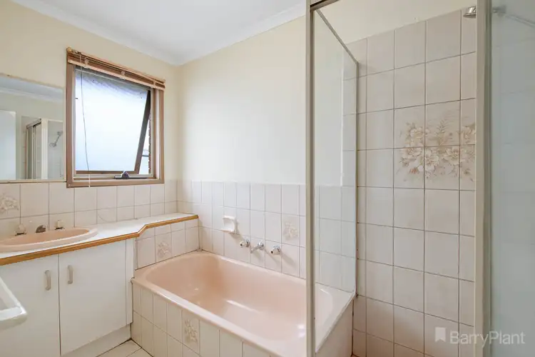 Fourth view of Homely house listing, 12 Sanders Court, Narre Warren VIC 3805