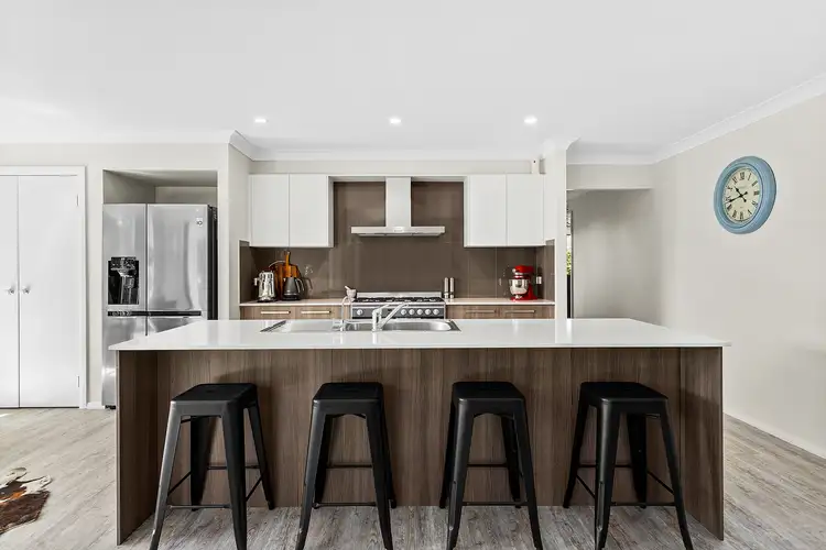 Fifth view of Homely house listing, 16 Roche Close, Moss Vale NSW 2577
