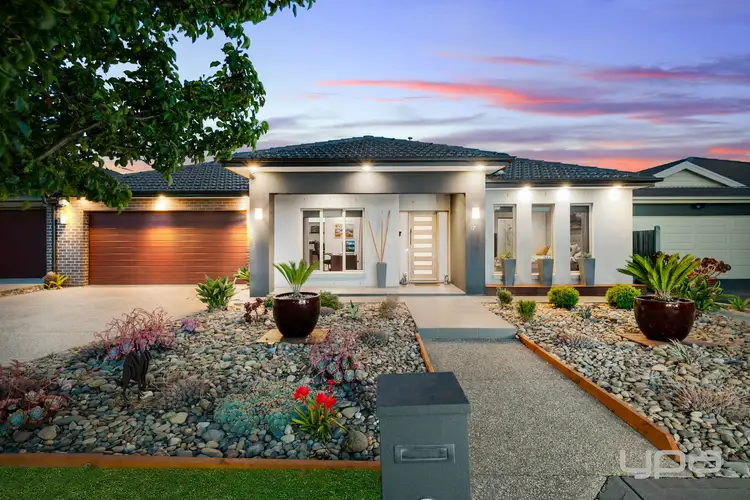 17 Harrison Court, Burnside Heights VIC 3023