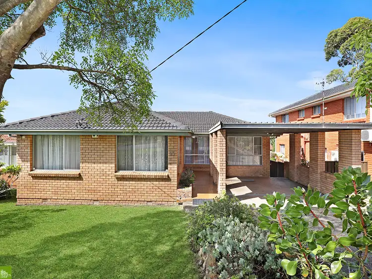 55 Staff Road, Unanderra NSW 2526