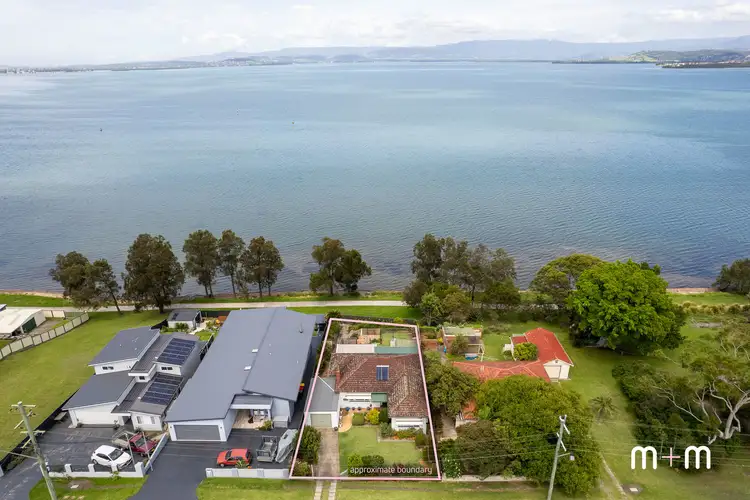 Main view of Homely house listing, 105 Northcliffe Drive, Lake Heights NSW 2502