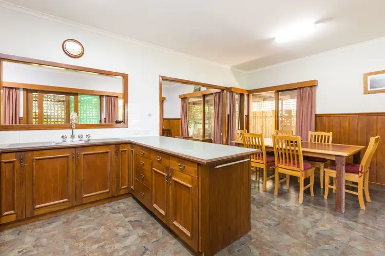 Sixth view of Homely house listing, 10 Tecoma Street, Red Cliffs VIC 3496