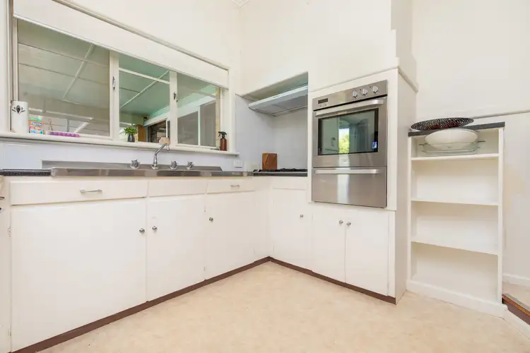 Fifth view of Homely house listing, 238 Walnut Avenue, Mildura VIC 3500