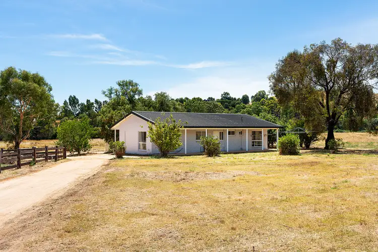 9 Short Street, Guildford VIC 3451