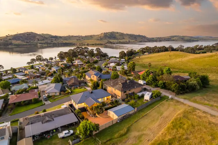 Fifth view of Homely house listing, 3 Craig Drive, Bellbridge VIC 3691