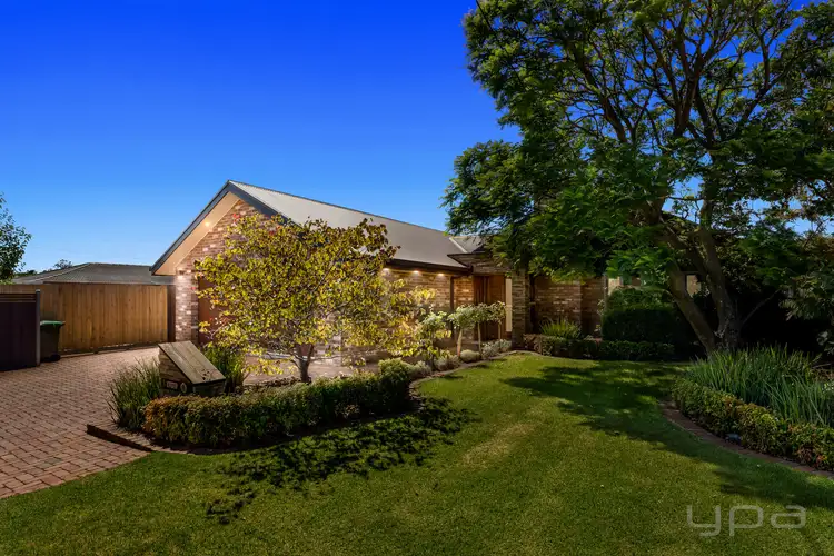 Second view of Homely house listing, 3 Jika Court, Werribee VIC 3030