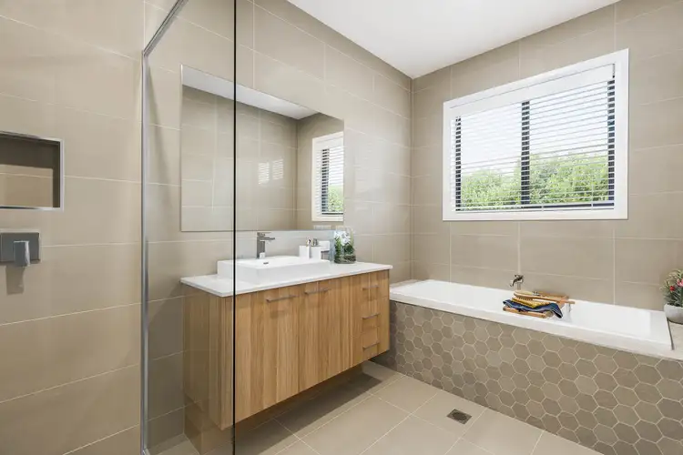 Sixth view of Homely house listing, 25 Yarrabee Drive, Wirlinga NSW 2640