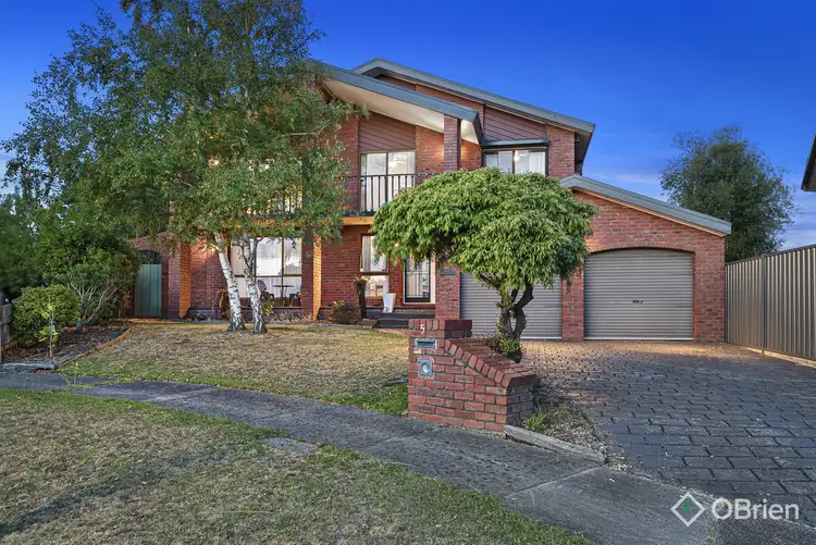 5 Leila Court, Endeavour Hills VIC 3802