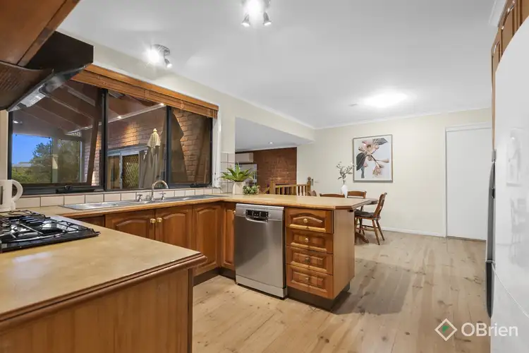 Fourth view of Homely house listing, 5 Leila Court, Endeavour Hills VIC 3802